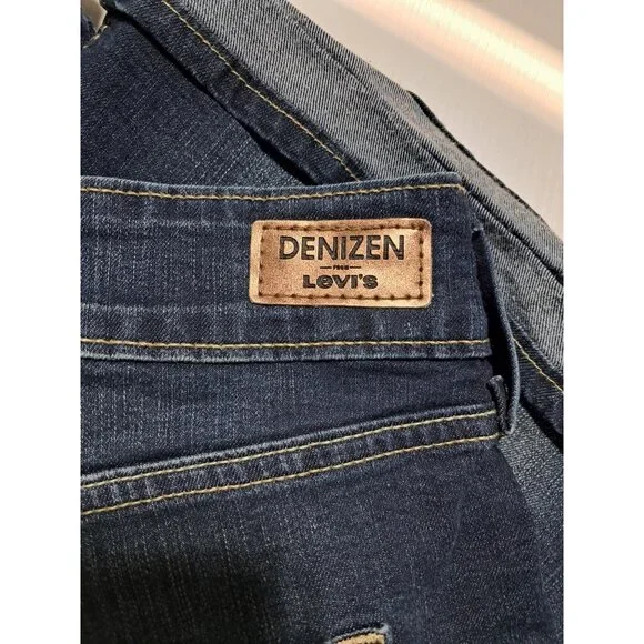 Denizen From Levis Womens Dark Wash Cuffed Denim Shorts Size 10 W30 Blue Stretch - Picture 3 of 11